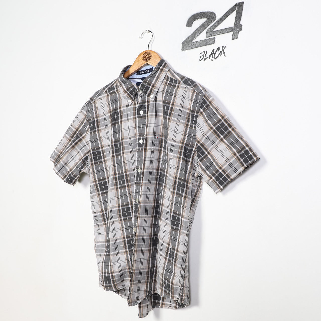 Vintage Tommy Hilfiger Shirt