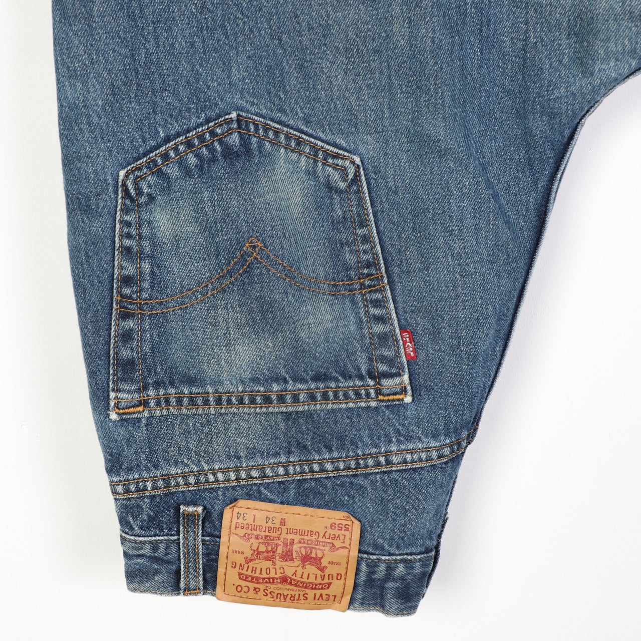 Vintage Levi's 559 Relaxed Jeans